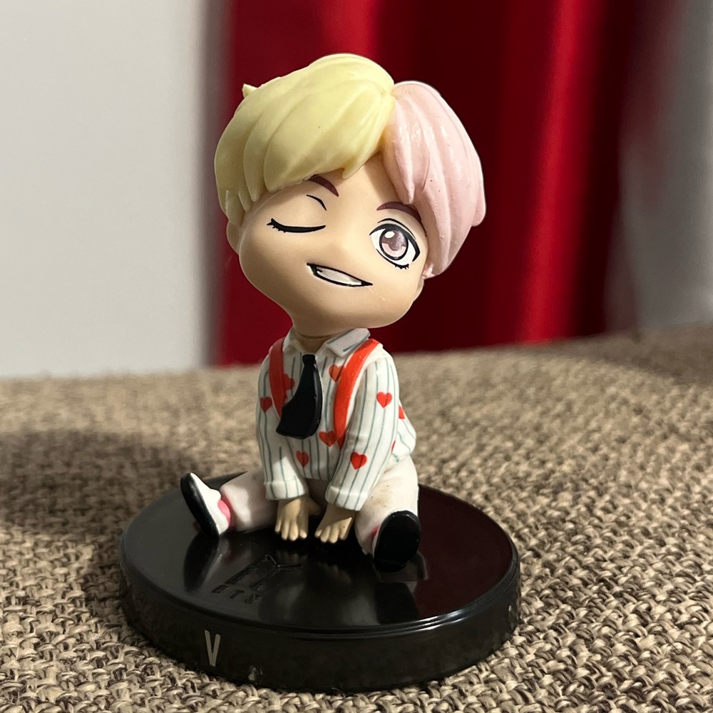 BTS x Mattel Mini Idol Doll V